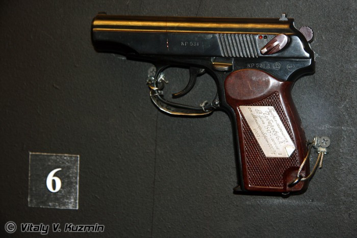 Izhmashexhibition-19-L.jpg
