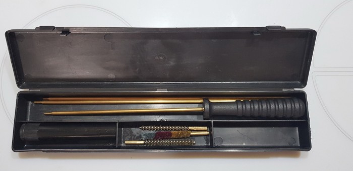 YW2PO45-Z8w.jpg