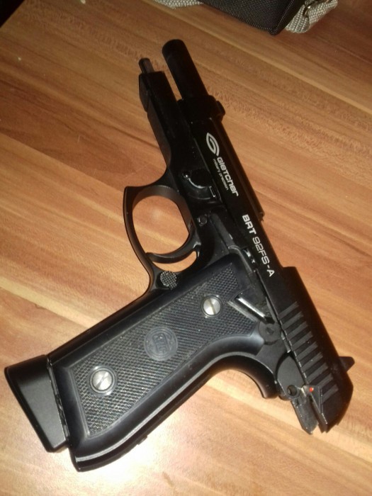 T9ekFEL-ik0.jpg