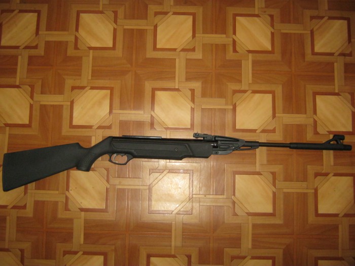 010.JPG