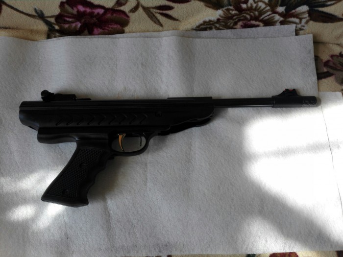 qKRUeQN2330.jpg