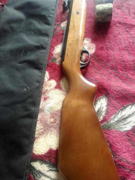 j26ddR78B20.jpg